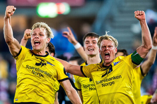 Håkon Holmefjord Lorentzen of Start celebrates