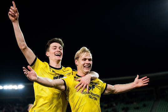 Håkon Holmefjord Lorentzen of Start celebrates