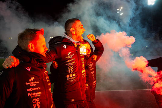 Head coach Azar Karadas of Start celebrates promotion to