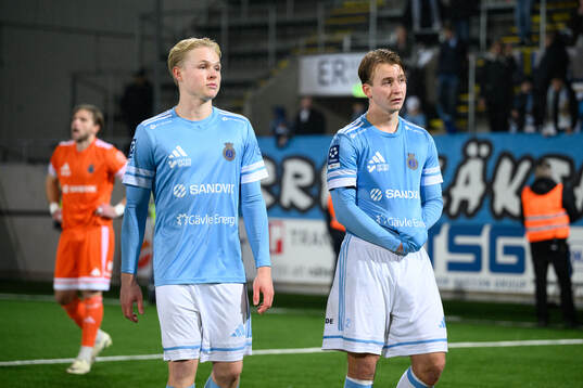 Gefles Hugo Mella och Oskar Käck deppar