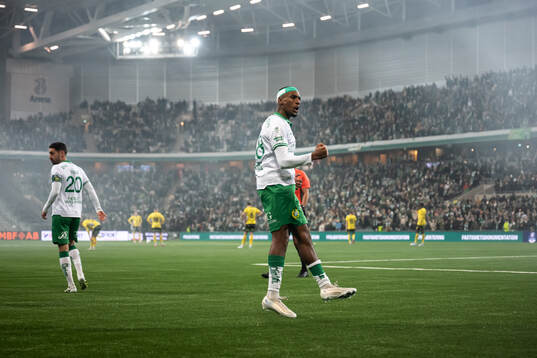 Hammarbys Paulos Abraham jublar