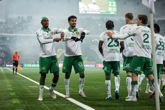 Hammarbys Paulos Abraham och Montader Madjed jublar