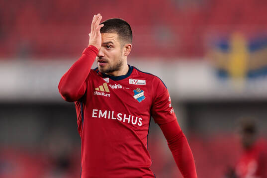 Östers Vladimir Rodic deppar