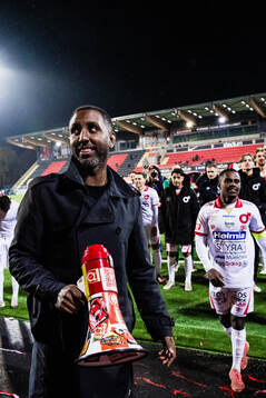 Degerfors tränare Henok Goitom jublar