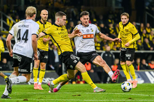Mjällbys Jacob Bergström och Häckens Silas Andersen