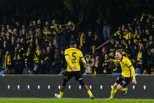 Mjällbys Alexander Johansson jublar
