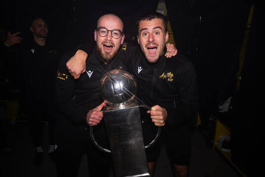 Mjällbys fystränare Albin Pålsson och Jesper Gustavsson