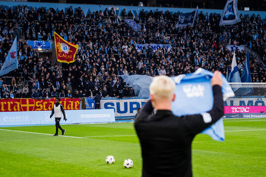 Malmö FFs Otto Rosengren uppmärksammas för 100 spelade
