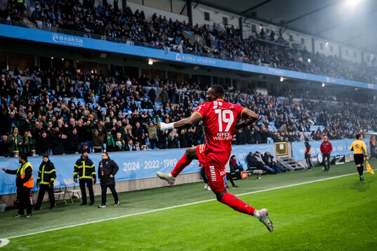 GAISs Ibrahim Diabate jublar