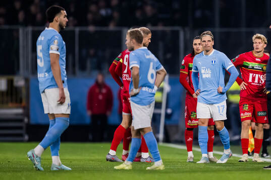Malmö FFs Jens Stryger Larsen deppar