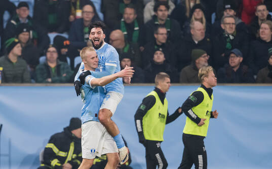 Malmö FFs Daniel Gudjohnsen och Sead Haksabanovic jublar