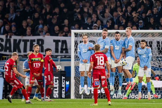 Malmö FFs Jens Stryger Larsen, Pontus Jansson, Andrej