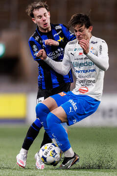 Sirius Neo Jönsson och Värnamos Armandas Raudonis