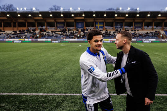 Sirius Matthias Nartey och Sirius chef för herrlaget