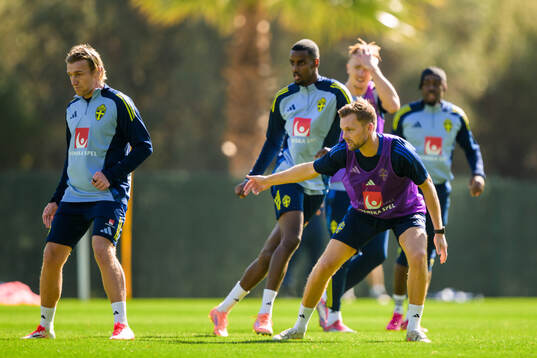 Emil Forsberg, Alexander Isak and assistant coach Sebastian