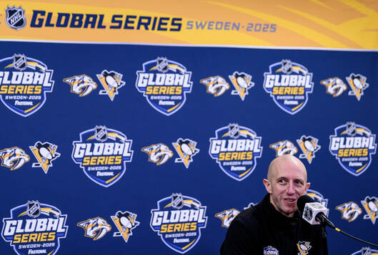 Head coach Dan Muse