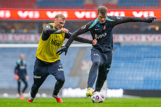 Sondre Langås and Alexander Sørloth of the Norwegian
