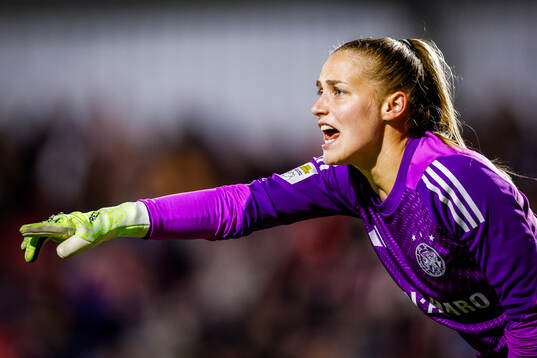 Goalkeeper Regina van Eijk of Ajax