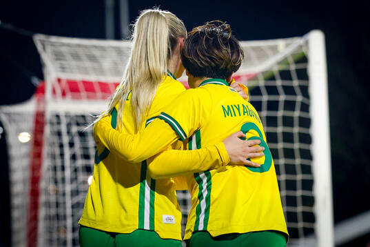 Anna Josendal and Asato Miyagawa of Hammarby