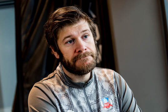 Assisterande tränare Max Lindén