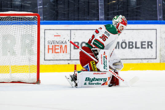 Modos målvakt Adam Werner