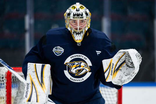 Goaltender Justus Annunen