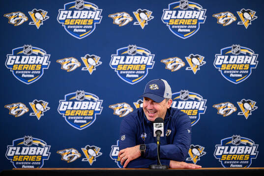 Head coach Andrew Brunette of Nashville Predators at a