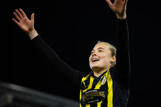 Paulina Nyström of Häcken celebrate