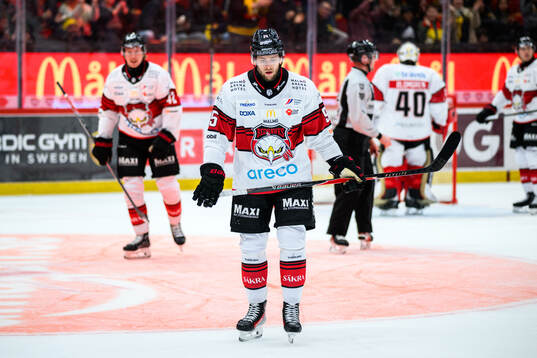 Malmö Redhawks Carl Persson deppar