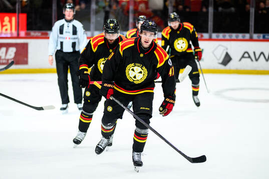 Brynäs Lucas Pettersson jublar