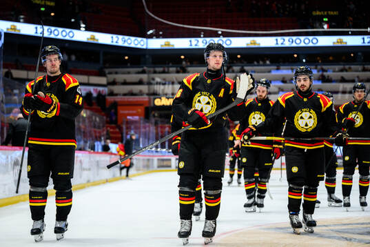 Brynäs Robert Hägg, Linus Ölund och Bobby Trivigno deppar