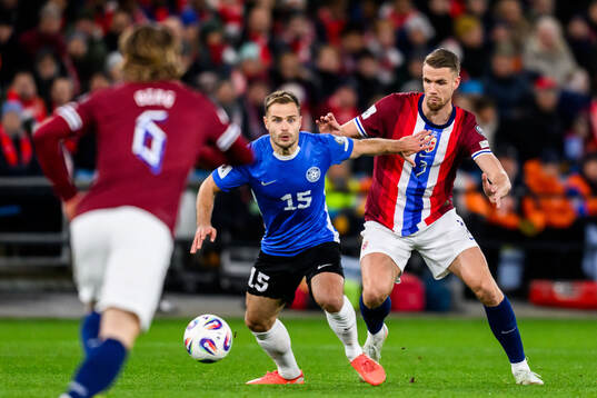 Rauno Sappinen of Estonia and Kristoffer Ajer of Norway