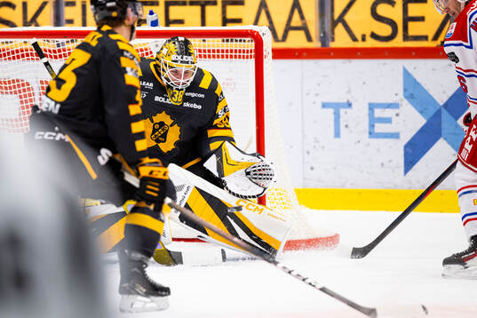 Skellefteås målvakt Strauss Mann