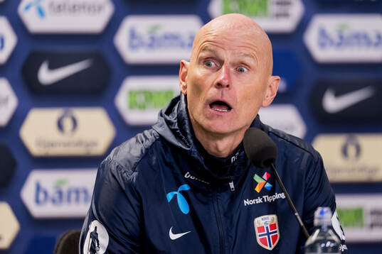 Head coach Ståle Solbakken of Norway