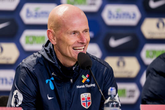 Head coach Ståle Solbakken of Norway