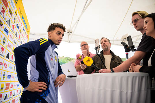 Yasin Ayari of the Swedish national football team talking