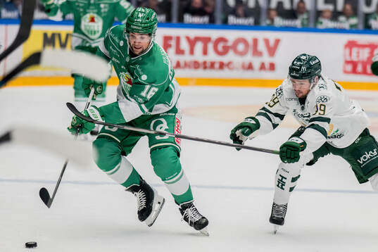 Färjestads Luke Philp och Rögles Lukas Ekeståhl-Jonsson