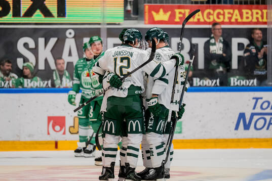 Färjestads spelare jublar