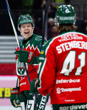 Frölundas Noah Dower Nilsson jublar