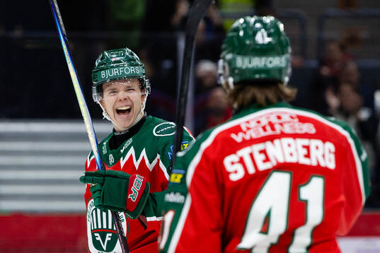 Frölundas Noah Dower Nilsson jublar