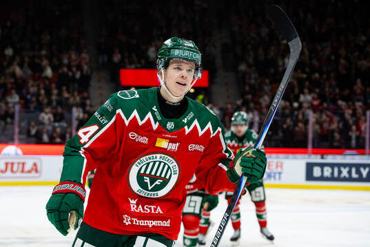 Frölundas Noah Dower Nilsson jublar