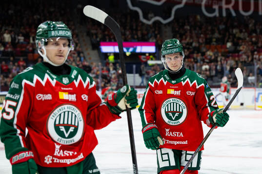 Frölundas Arttu Ruotsalainen och Jere Innala