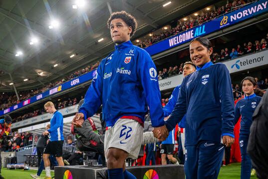 Oscar Bobb of Norway enters the pitch