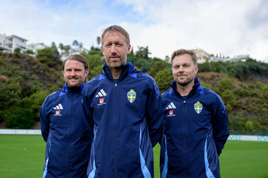 Head coach Graham Potter with the assistant coaches Björn