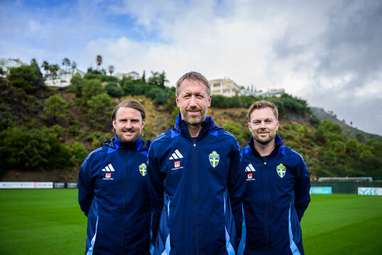 Assistant coach Björn Hamberg, head coach Graham Potter