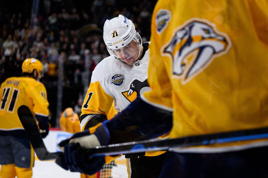 Evgeni Malkin of Pittsburgh Penguins looks dejected