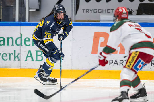 HV71s Rachel Weiss