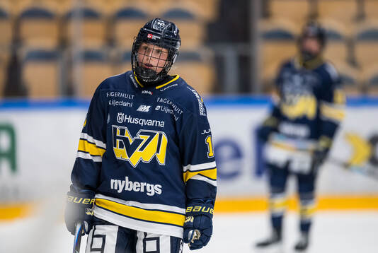 HV71s Tea Løkke Nyberg deppar