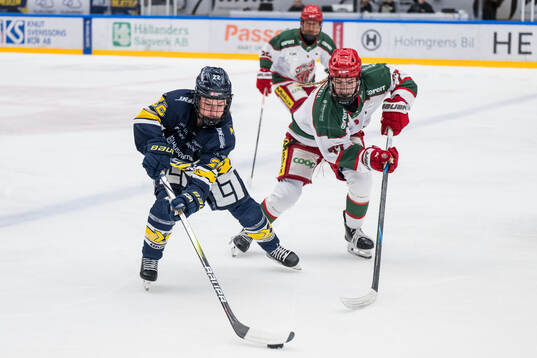 HV71s Kennedy Bobyck och Modos Neena Brick