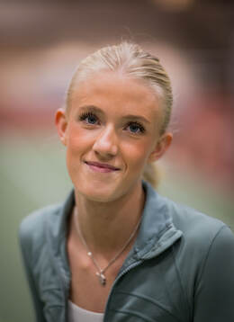 Friidrottande Ebba Elm